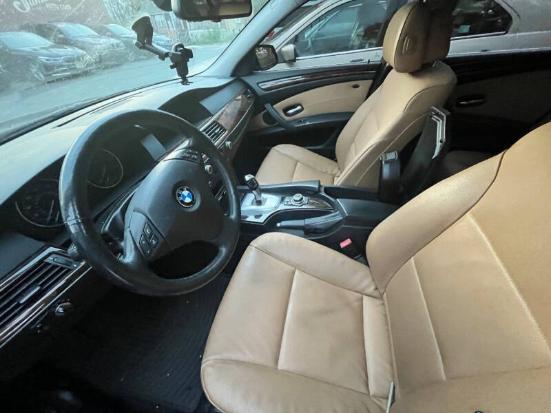 2010 BMW 5 Series 528i xDrive