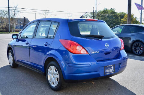 2011 Nissan Versa 1.8 S