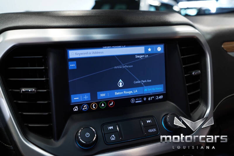 2022 GMC Acadia SLE