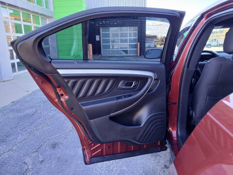 2014 Ford Taurus SEL