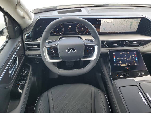 2026 Infiniti QX80 Luxe