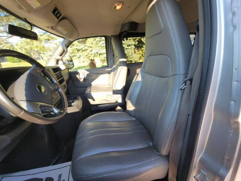 2019 Chevrolet Express LS 2500