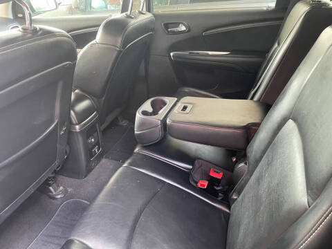 2011 Dodge Journey Lux