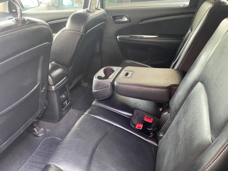 2011 Dodge Journey Lux