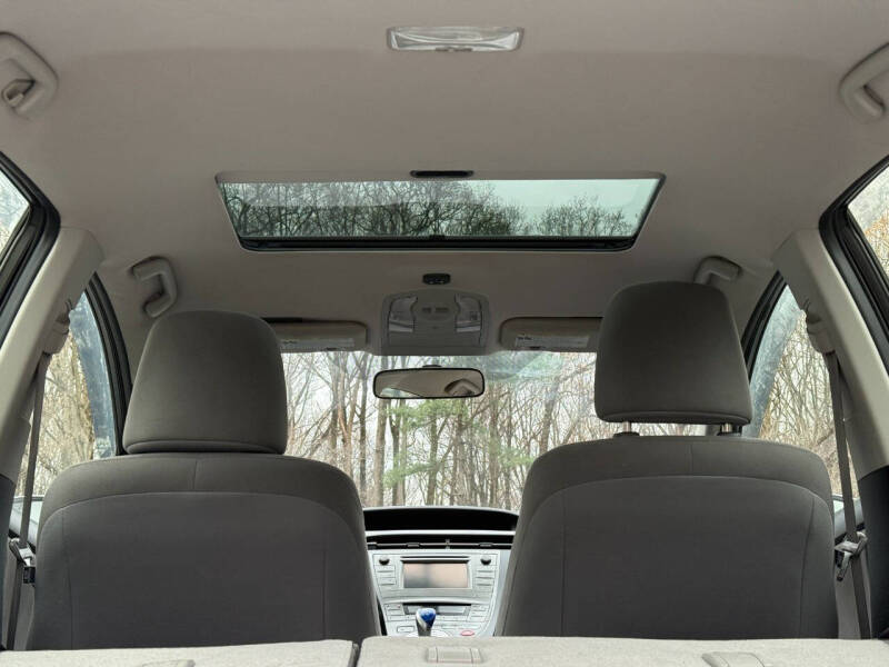 2012 Toyota Prius Two