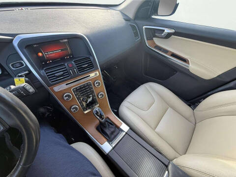 2017 Volvo XC60 T6 Inscription