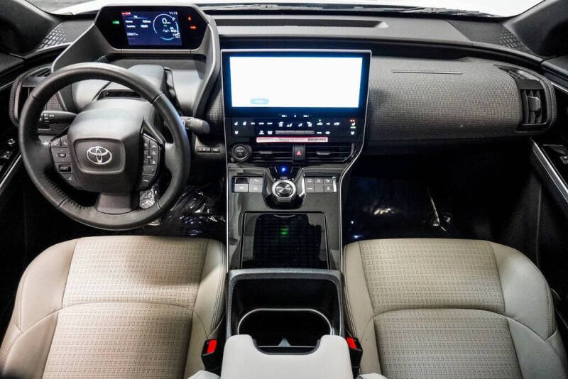 2024 Toyota bZ4X Limited