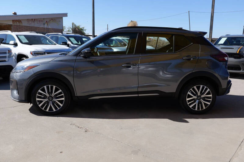 2024 Nissan Kicks SR