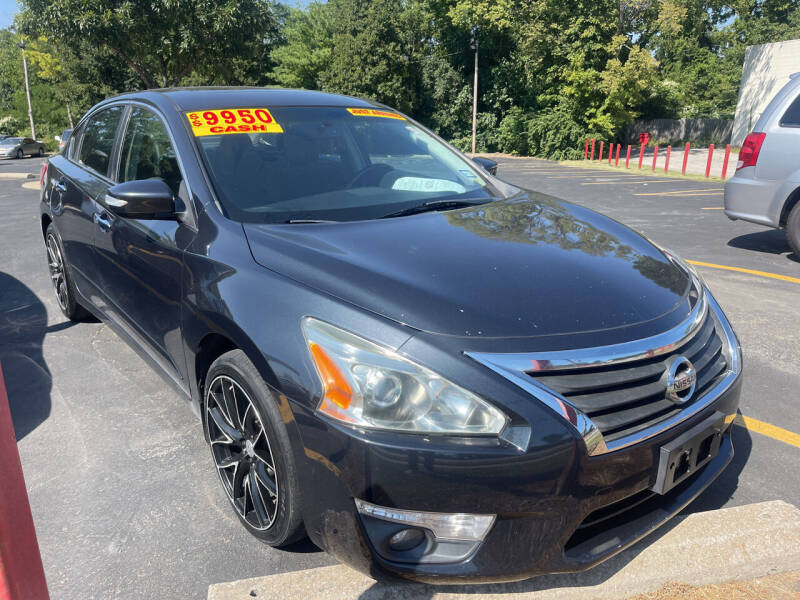 2013 Nissan Altima for sale at Best Buy Car Co in Independence MO
