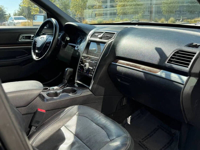 2017 Ford Explorer Limited