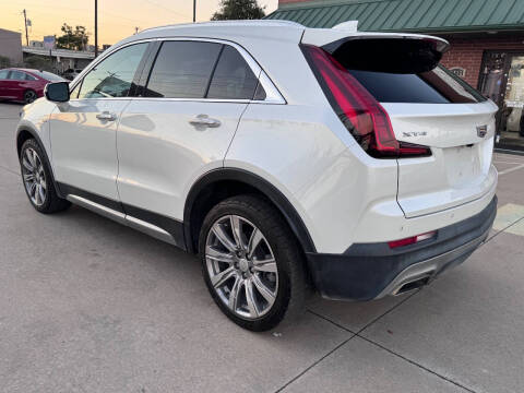 2022 Cadillac XT4 Premium Luxury