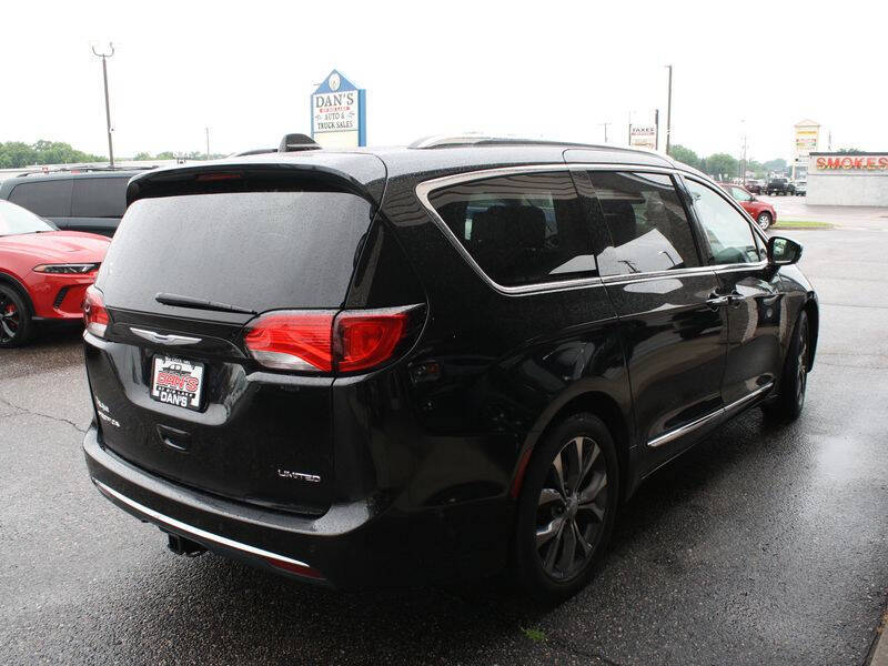 2018 Chrysler Pacifica Limited