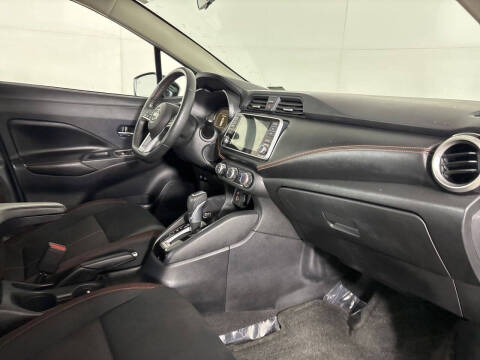 2021 Nissan Versa SR