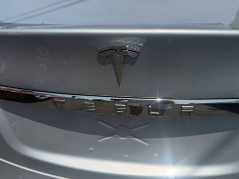 2017 Tesla Model S 75D