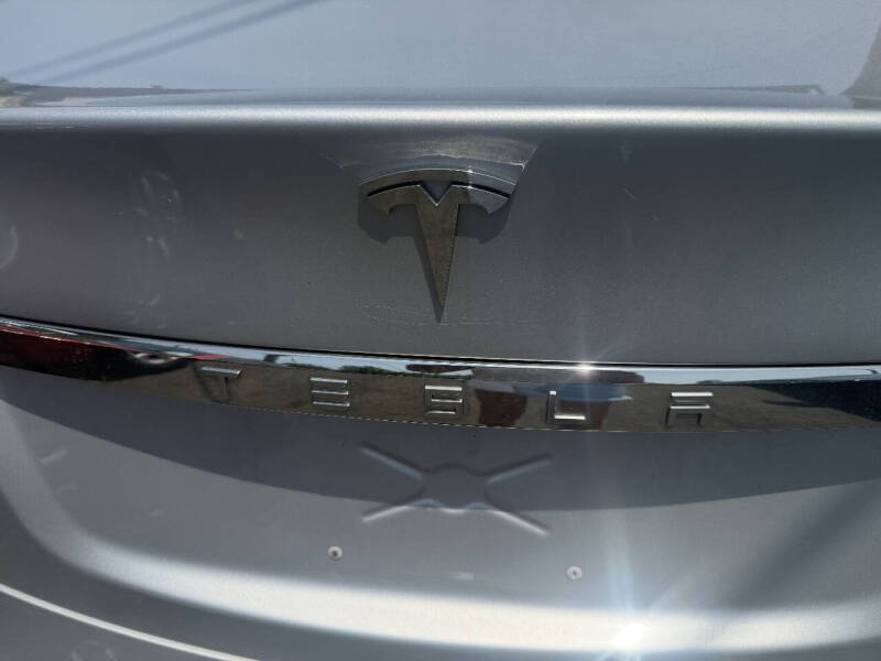 2017 Tesla Model S 75D