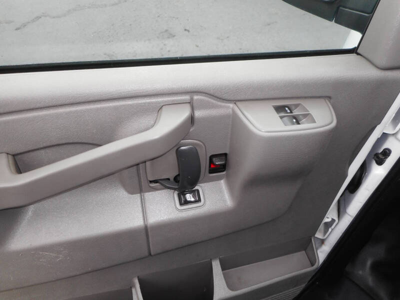 2016 Chevrolet Express 2500