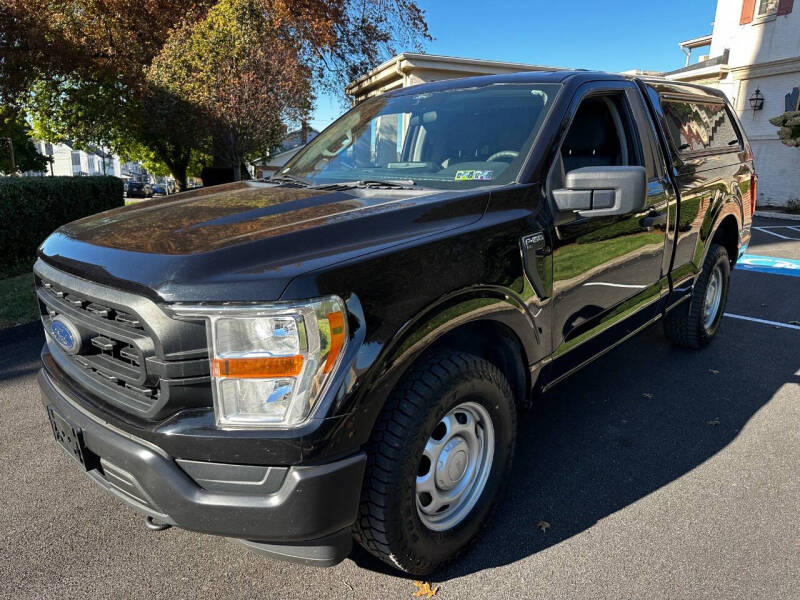 2021 Ford F-150 XL's photo