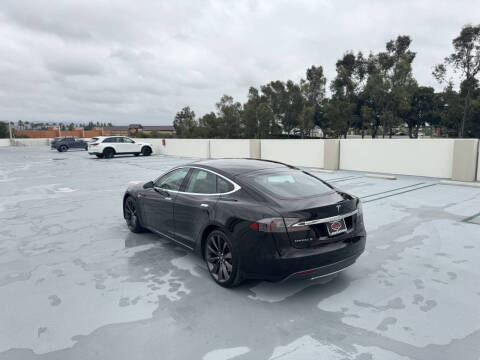 2013 Tesla Model S