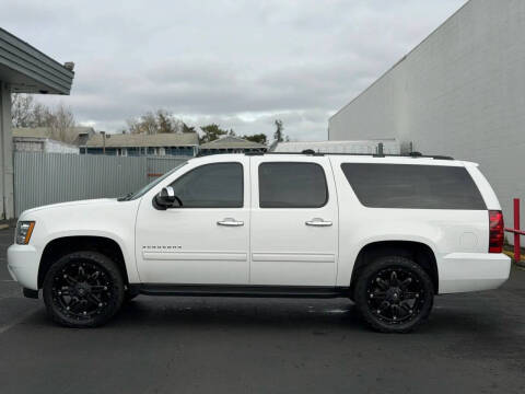 2013 Chevrolet Suburban LS