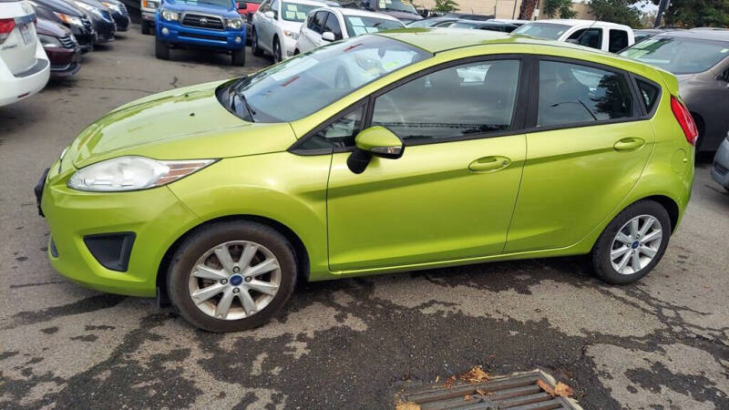 2013 Ford Fiesta SE