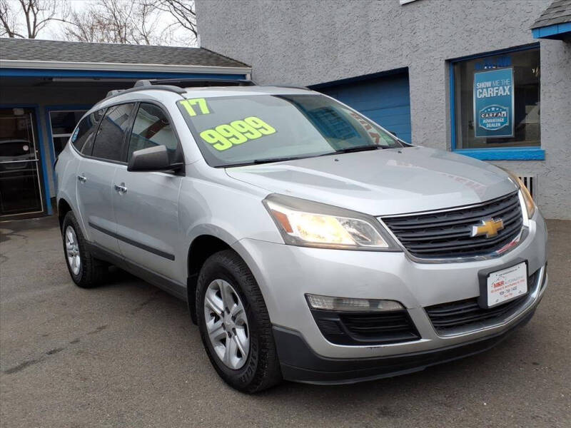 2017 Chevrolet Traverse LS