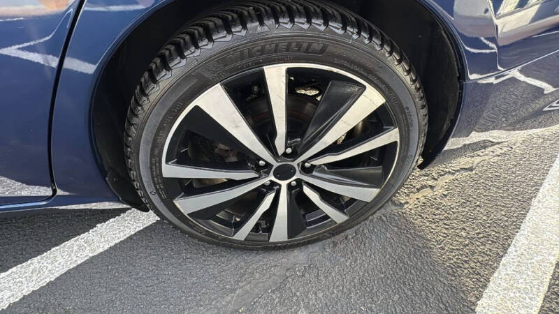 2019 Nissan Altima 2.5 SR