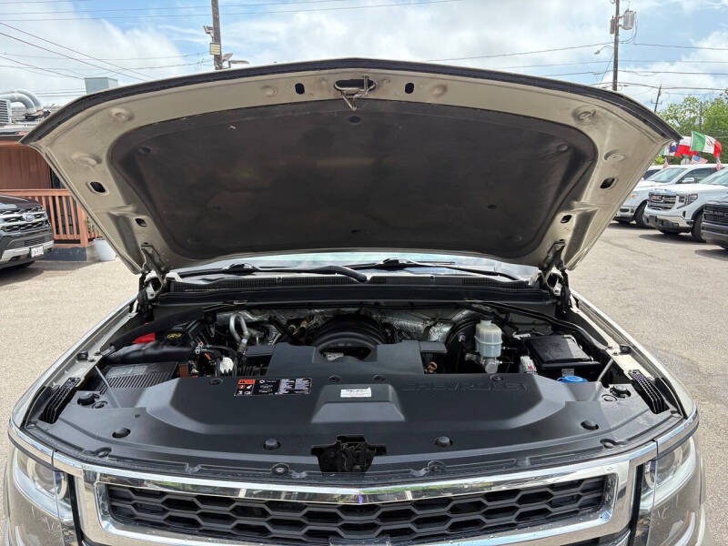 2015 Chevrolet Suburban LT