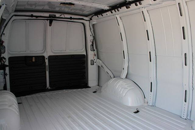 2025 Chevrolet Express 3500