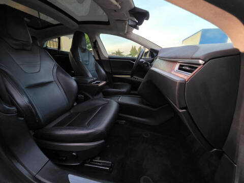 2016 Tesla Model S