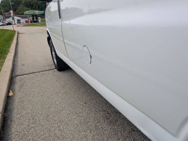2019 Chevrolet Express 2500