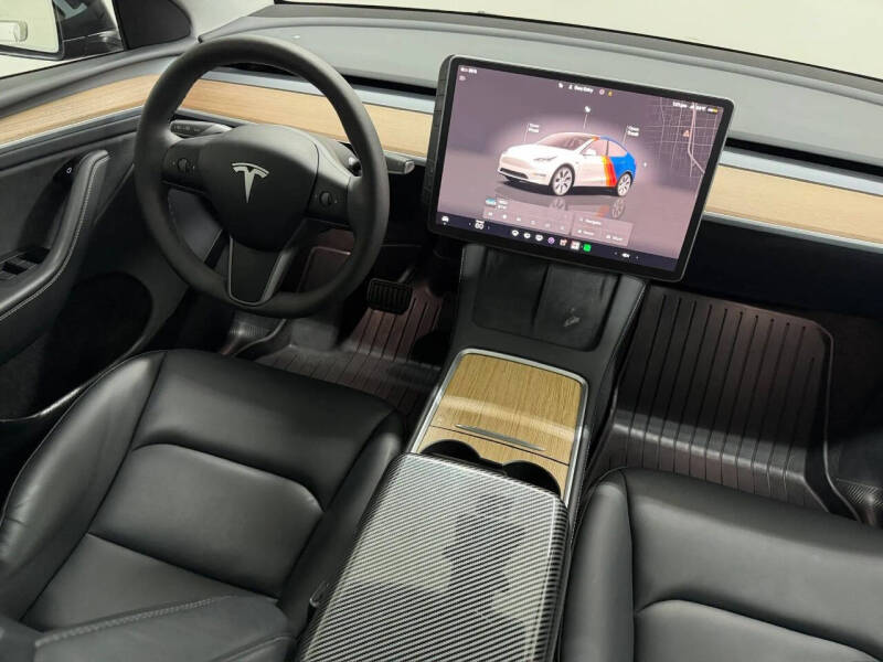 2024 Tesla Model Y Long Range