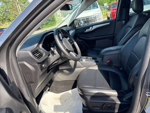 2025 Ford Escape Platinum