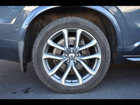 2018 Volvo XC90 T6 Momentum