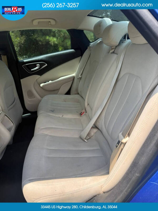 2015 Chrysler 200 Limited