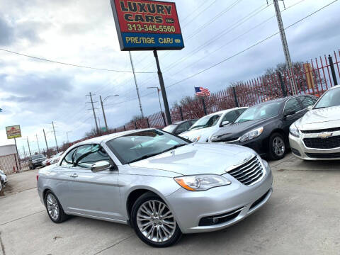 2011 Chrysler 200 Convertible for sale at Dymix Used Autos & Luxury Cars Inc in Detroit MI