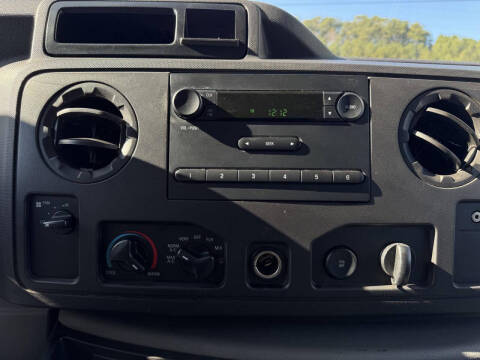 2012 Ford E-Series E-150