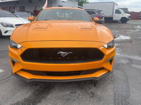 2018 Ford Mustang for sale at Molina Auto Sales in Hialeah FL