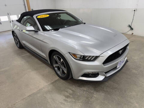 2016 Ford Mustang V6