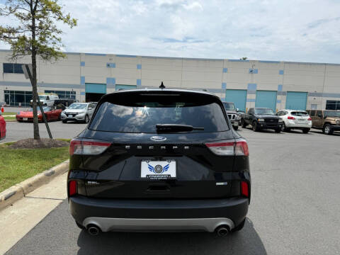 2020 Ford Escape SEL