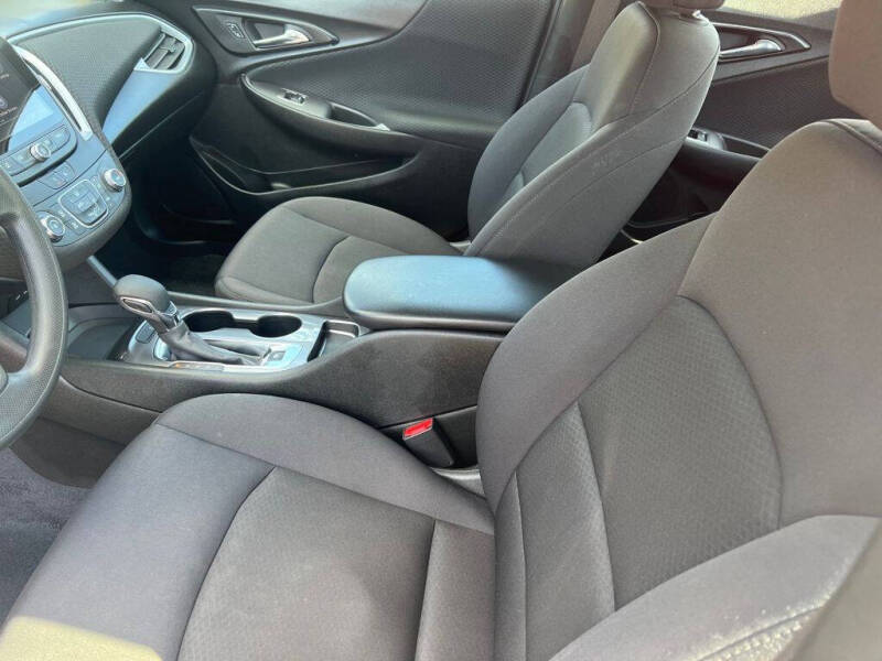 2023 Chevrolet Malibu LS