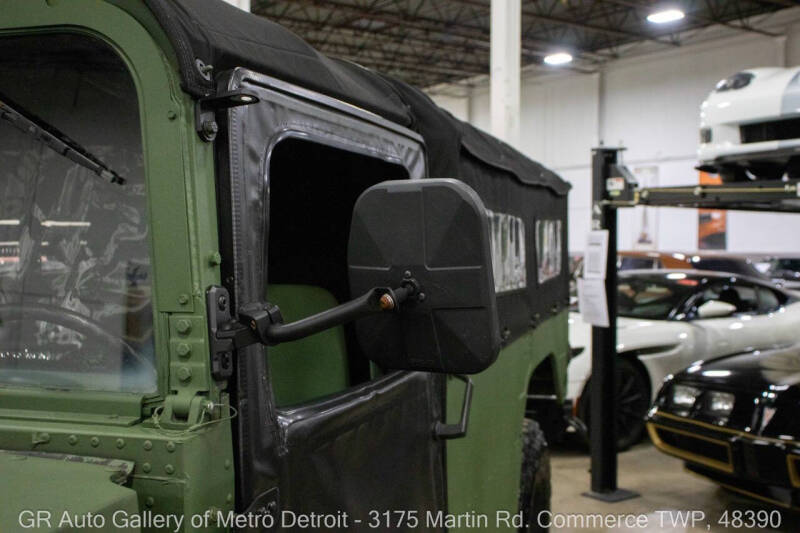 2001 AM General Hummer