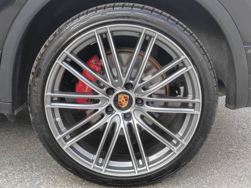 2015 Porsche Cayenne Turbo