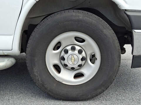 2024 Chevrolet Express 2500