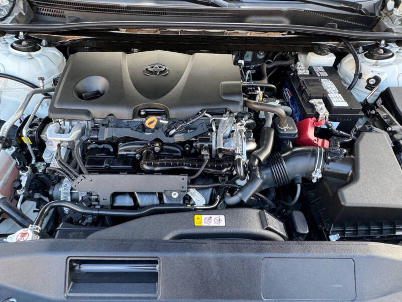 2020 Toyota Camry SE