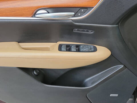 2017 Cadillac XT5 Platinum