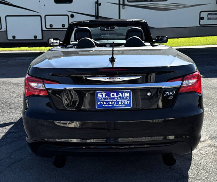 2011 Chrysler 200 S
