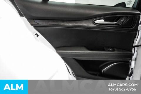 2022 Alfa Romeo Stelvio Sprint