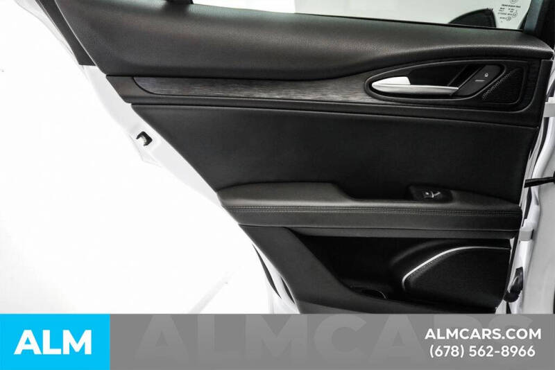 2022 Alfa Romeo Stelvio Sprint