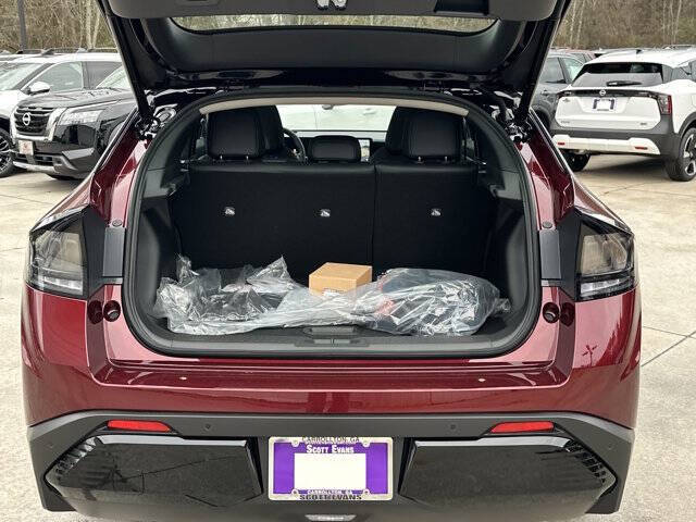 2026 Nissan LEAF Platinum+