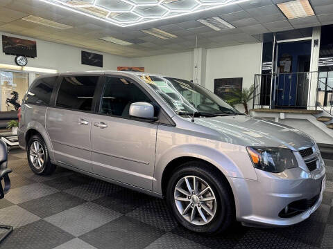 2014 Dodge Grand Caravan R/T